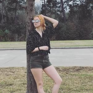 Meet your Posher, Mackenzie